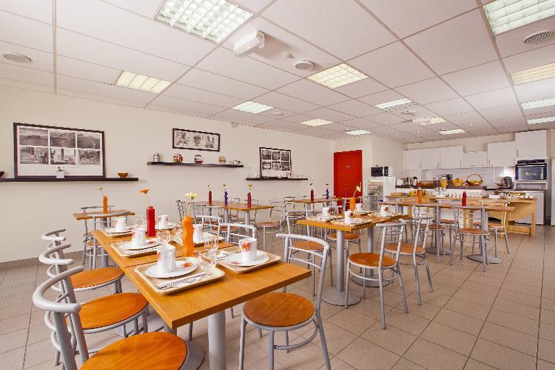 Sejours & Affaires Nantes La Beaujoire Aparthotel Bagian luar foto